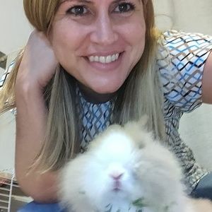 Meet your Posher, Dinah